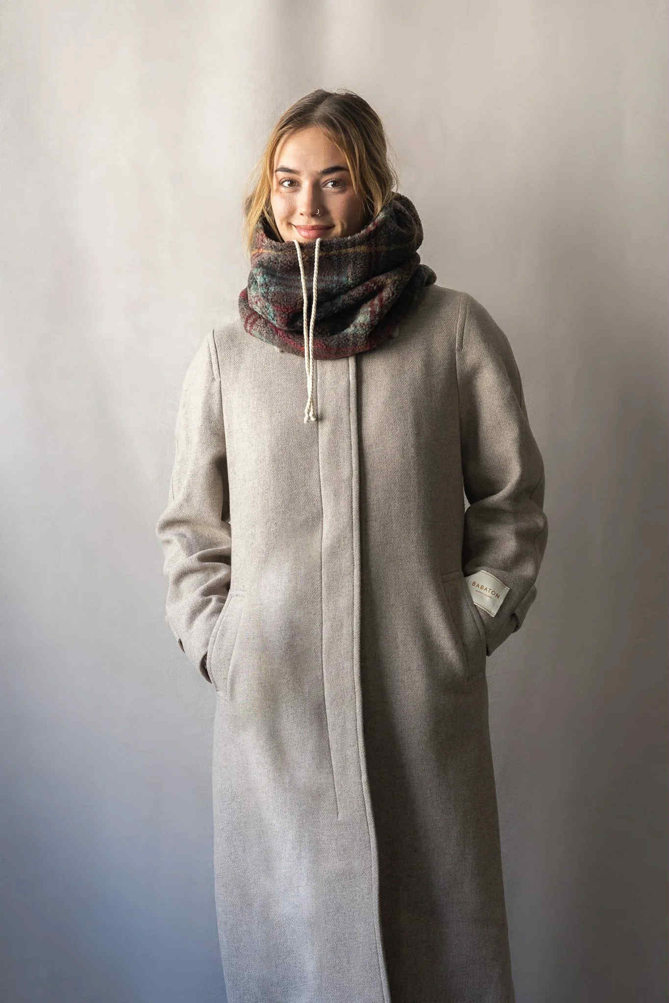 Col capuche à carreaux - BRUN