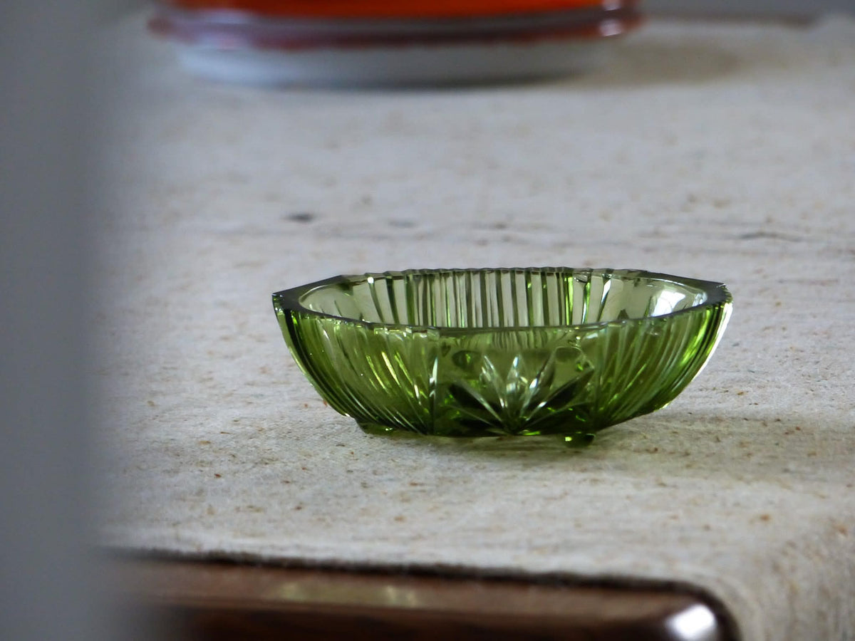 Petit bol vintage en verre, vert
