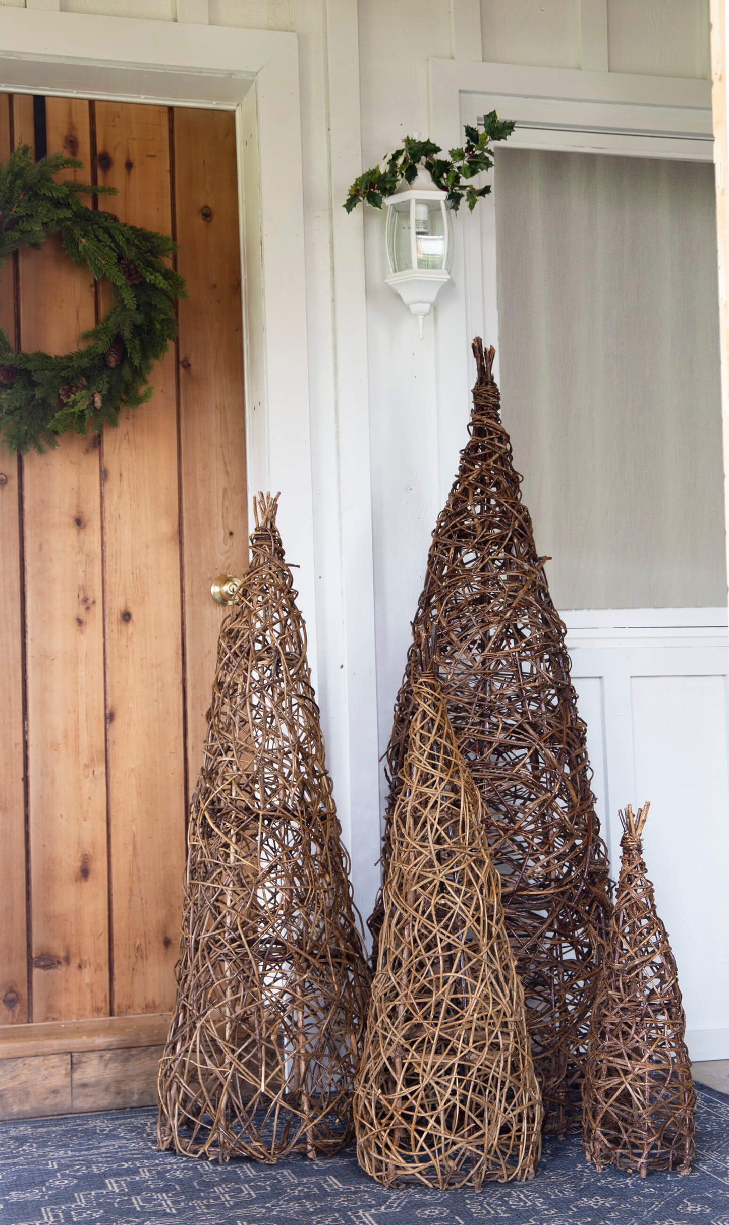 Sapins décoratifs en branches naturelles - 4 formats disponibles