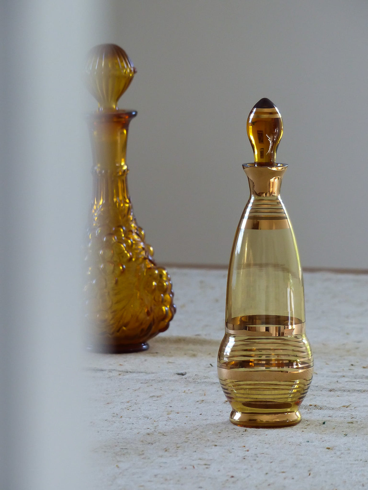Bouteille vintage en verre ambré