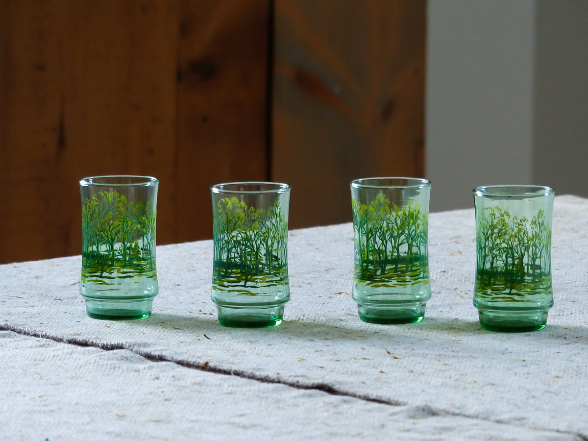 Ensemble de 4 petits verres vintage à motif de paysage