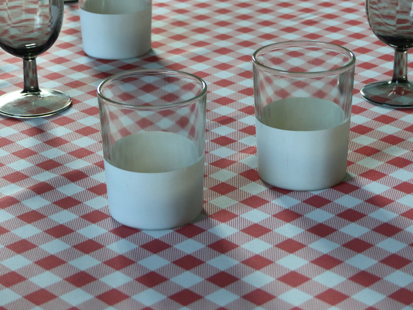 Petit vase - lampion, base blanche