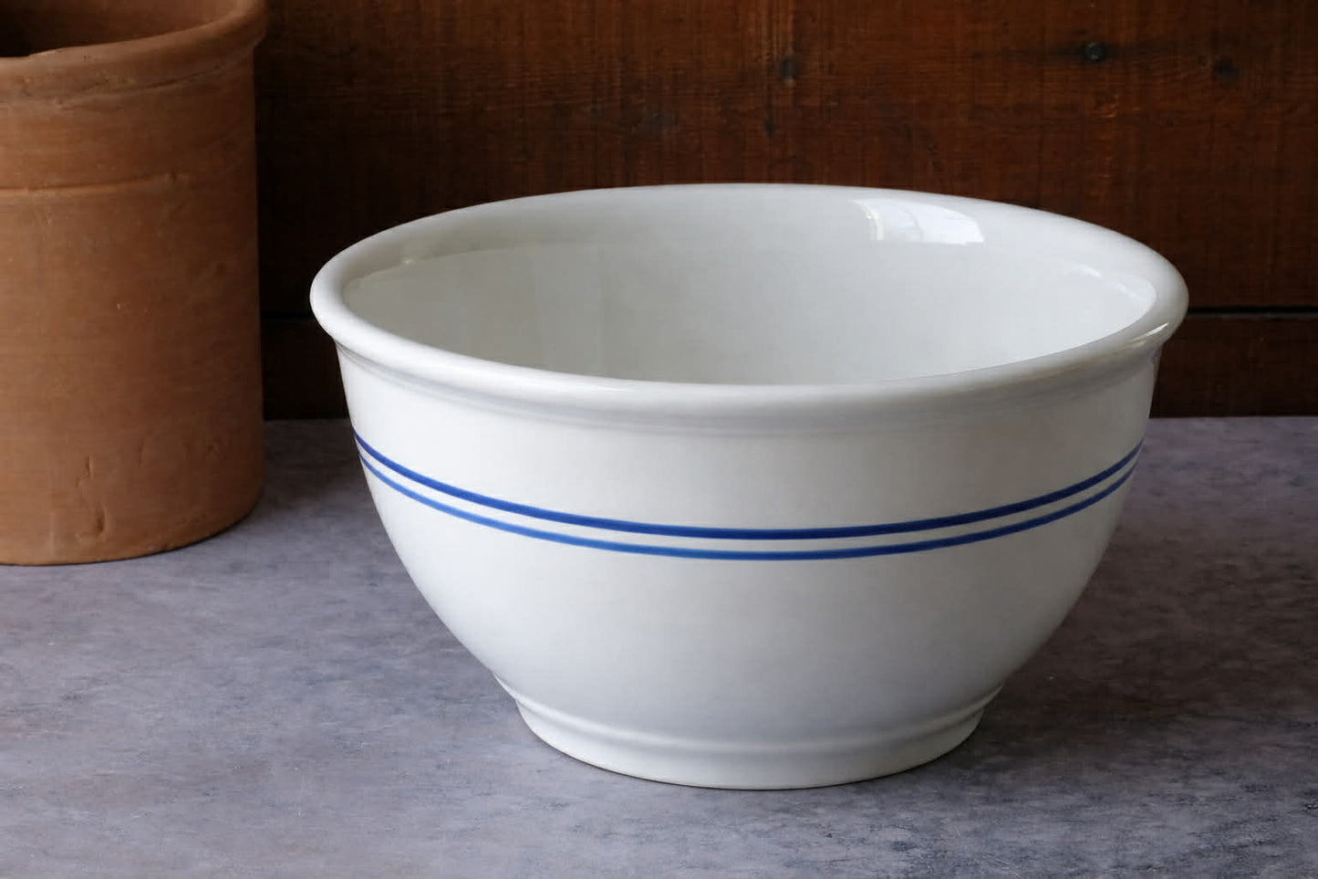 Bol à mélanger en céramique blanc avec liséré bleu