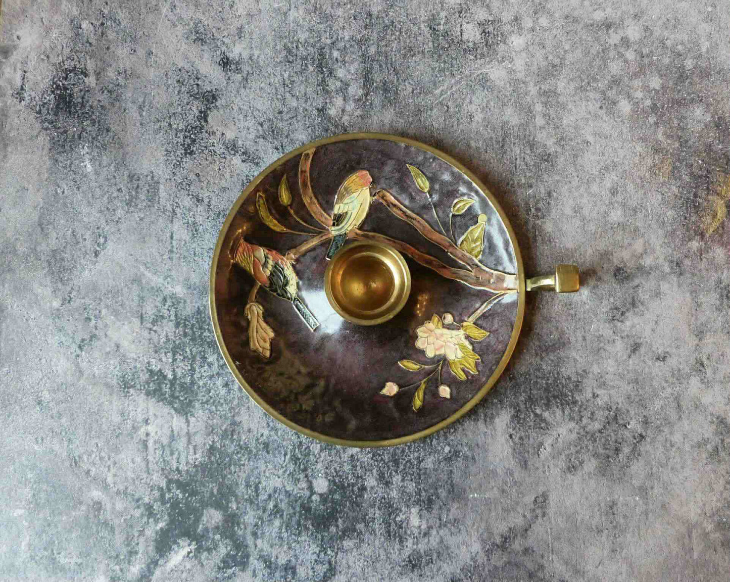 Bougeoir ancien en laiton avec anse