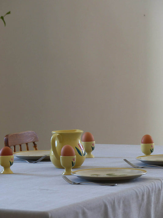 Ensemble pichet vintage en céramique jaune et ses 6 cocotiers