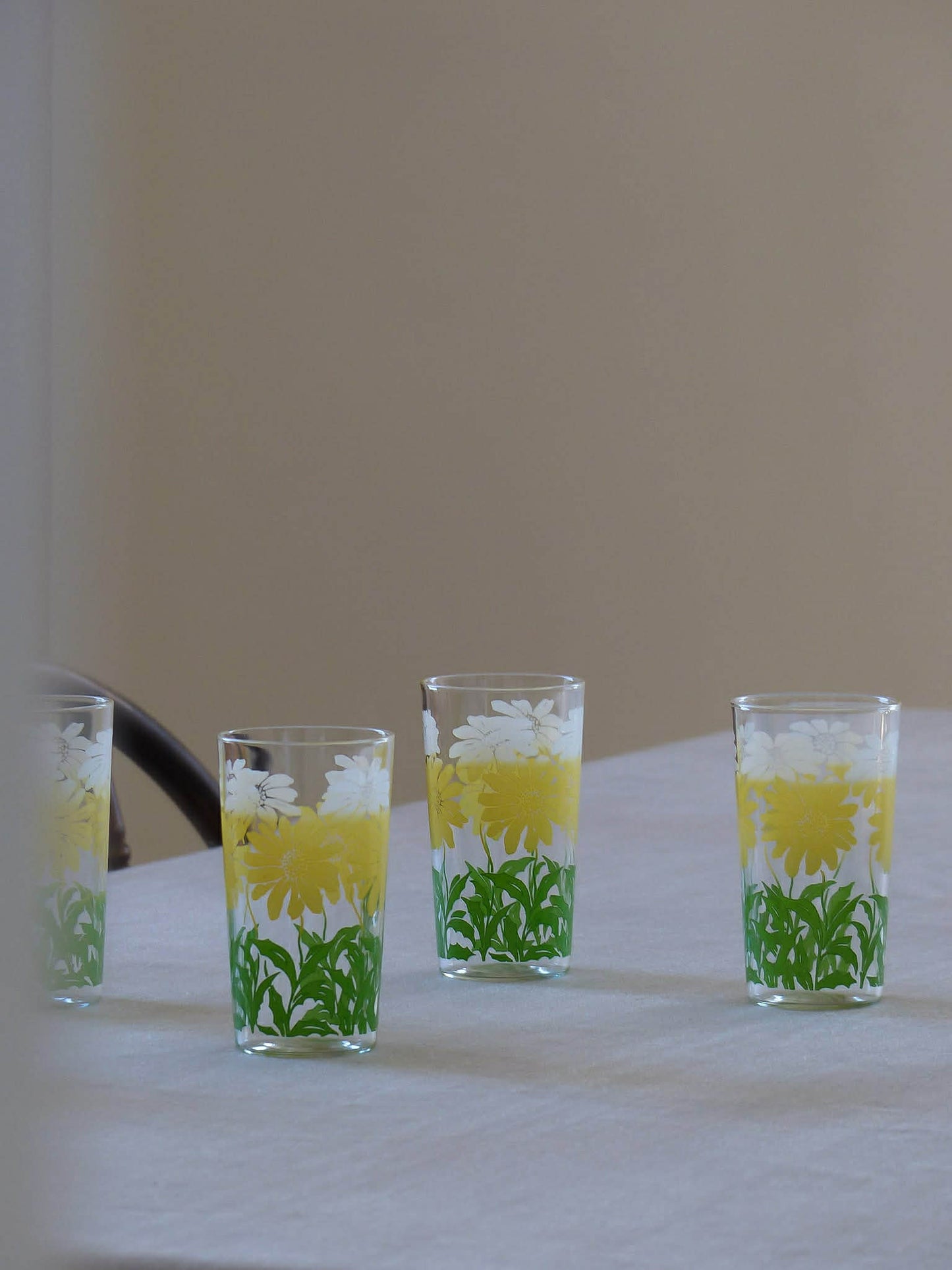 Ensemble de 6 verres rétro DAISY avec son support - ANCHOR HOCKING