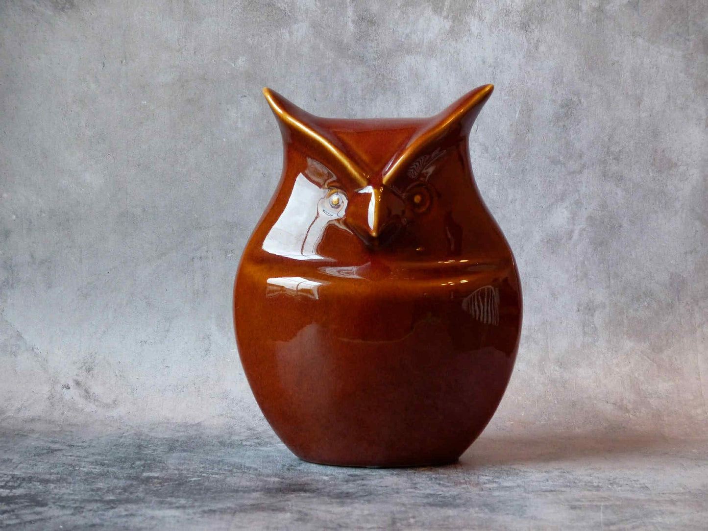 Chouette vintage en céramique brune