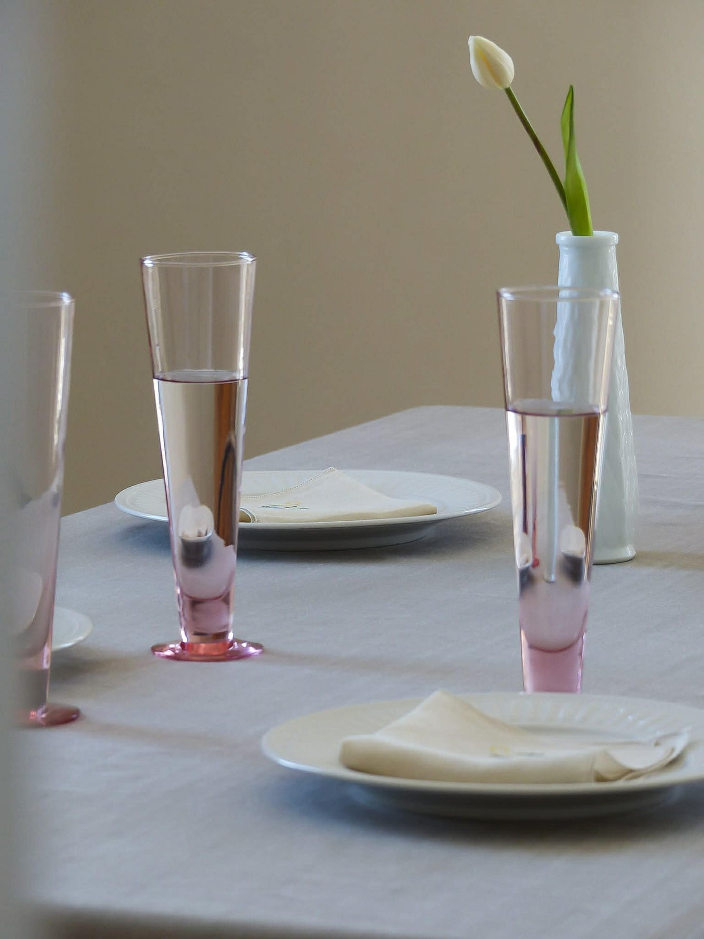Grandes flutes vintage en verre rosé, ensemble de 4
