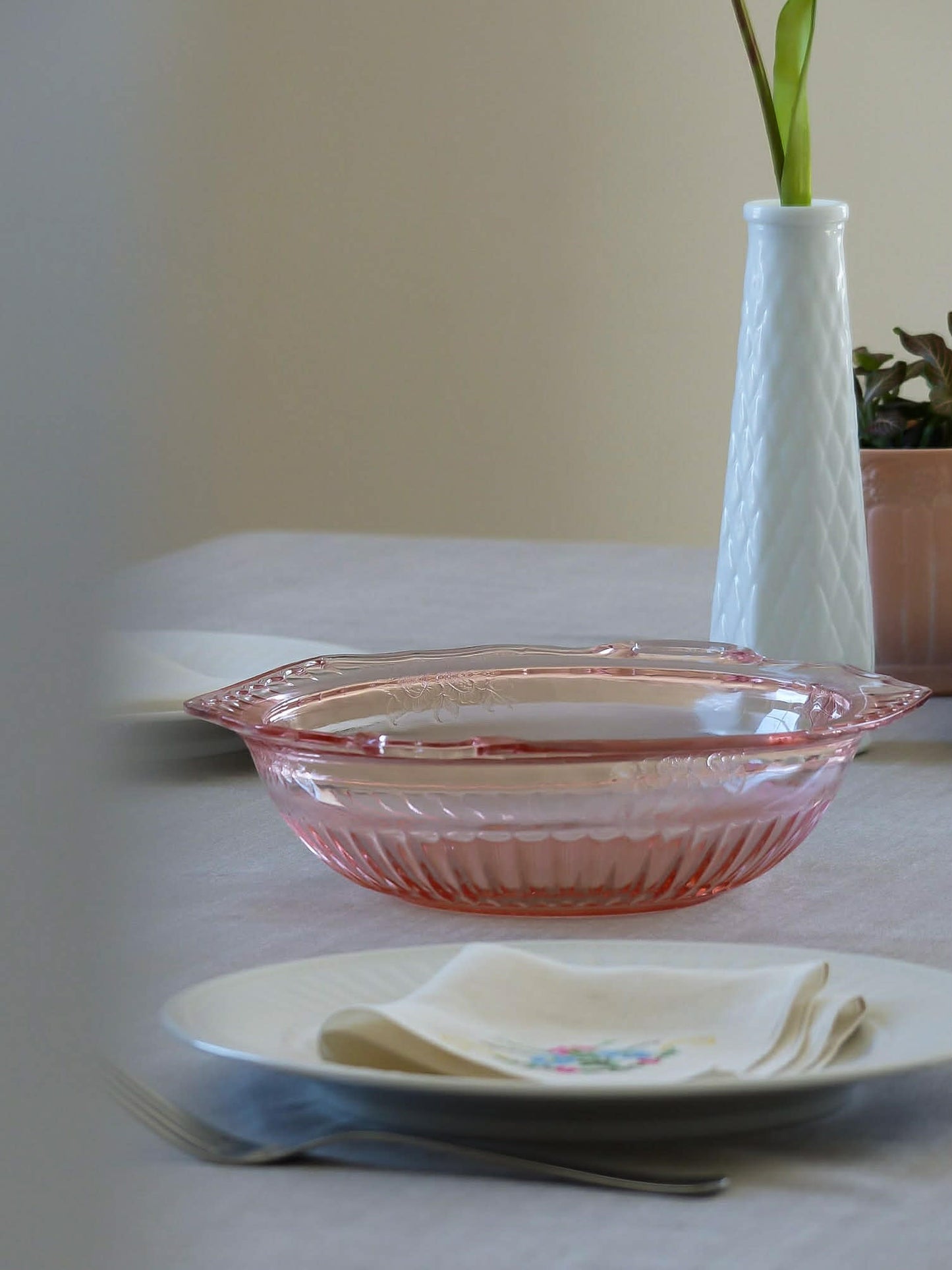 Bol à légumes en verre dépression rose d’ANCHOR HOCKING