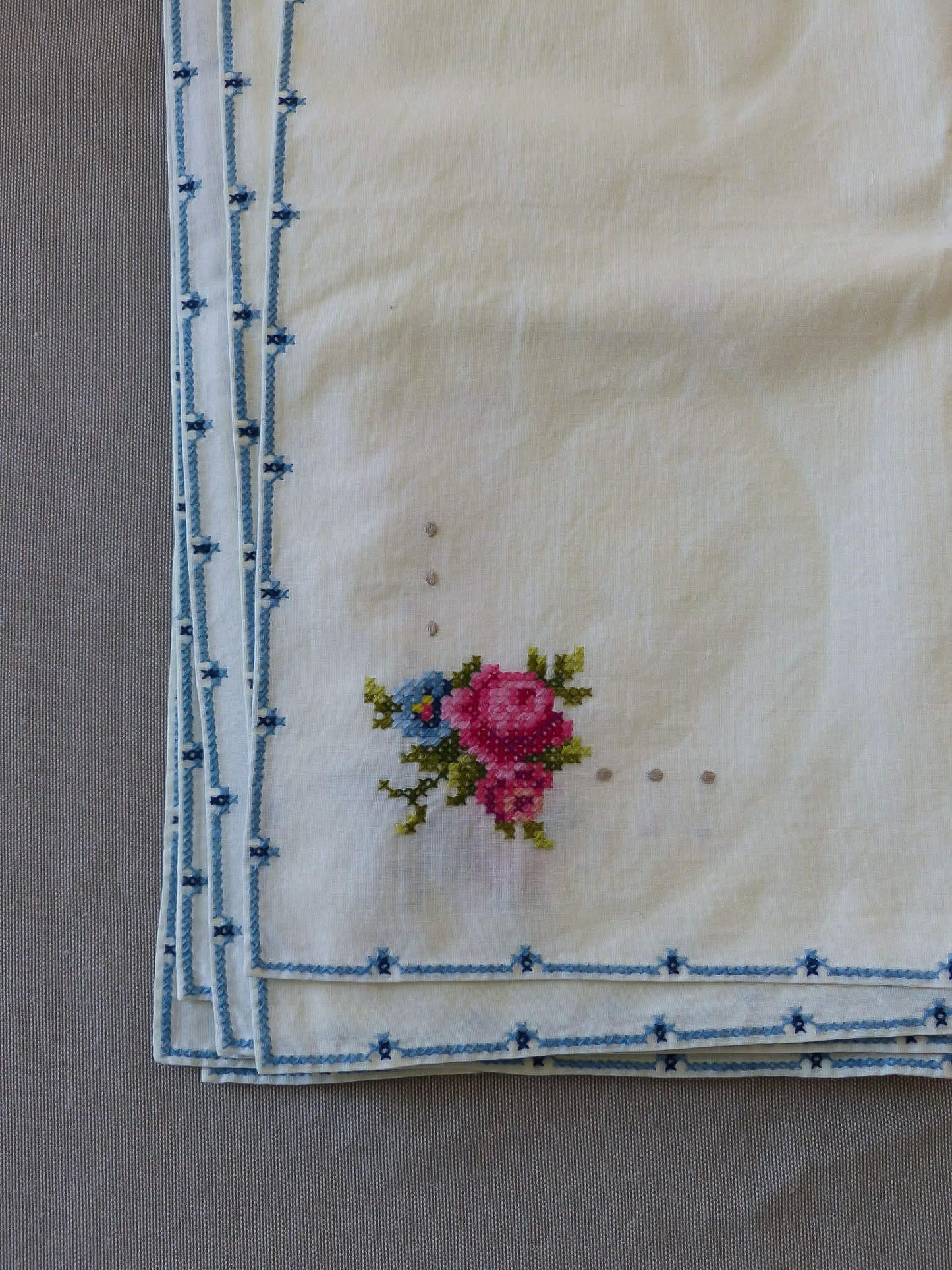 Ensemble (10) de serviettes de table vintage, brodées