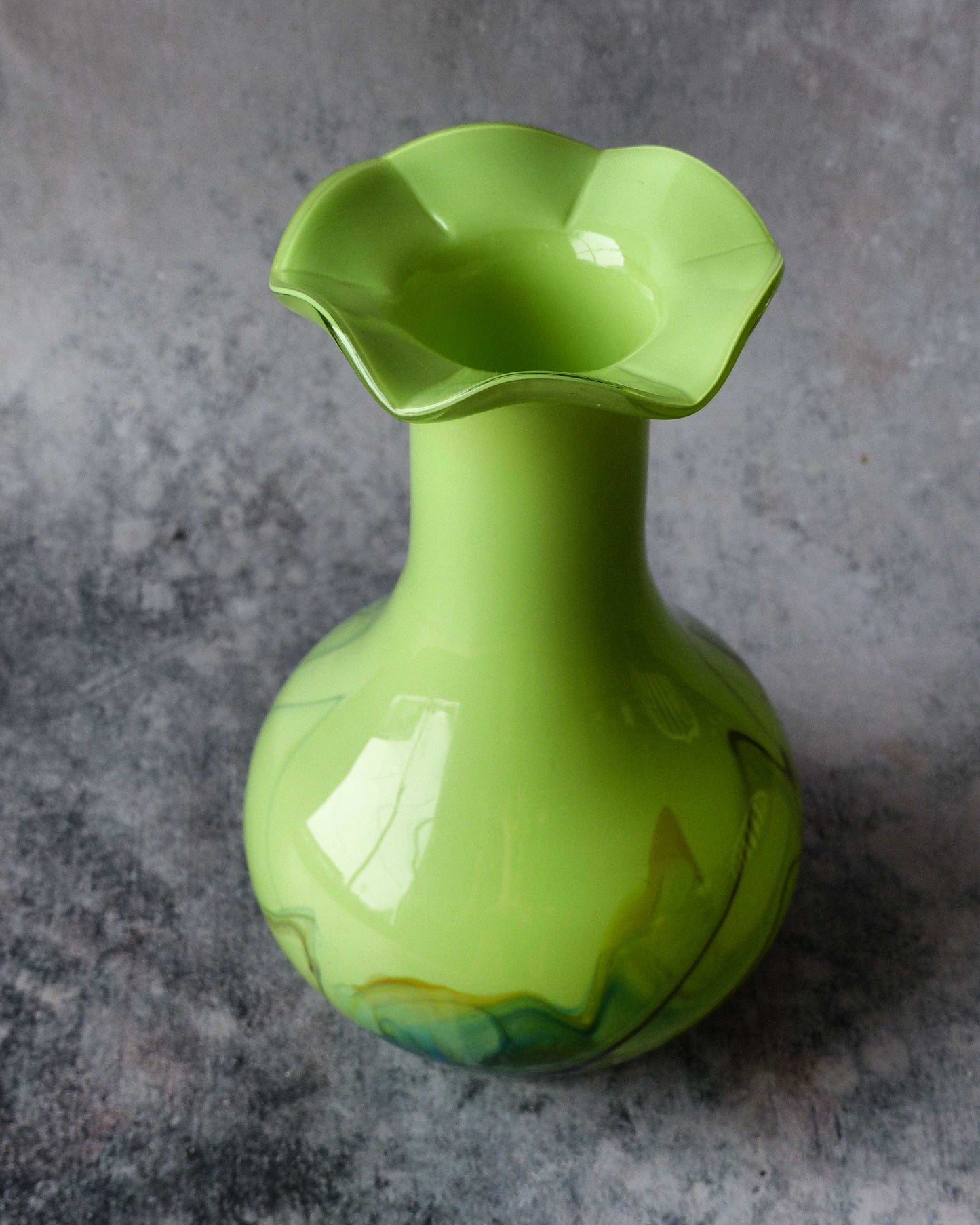 Vase en verre soufflé