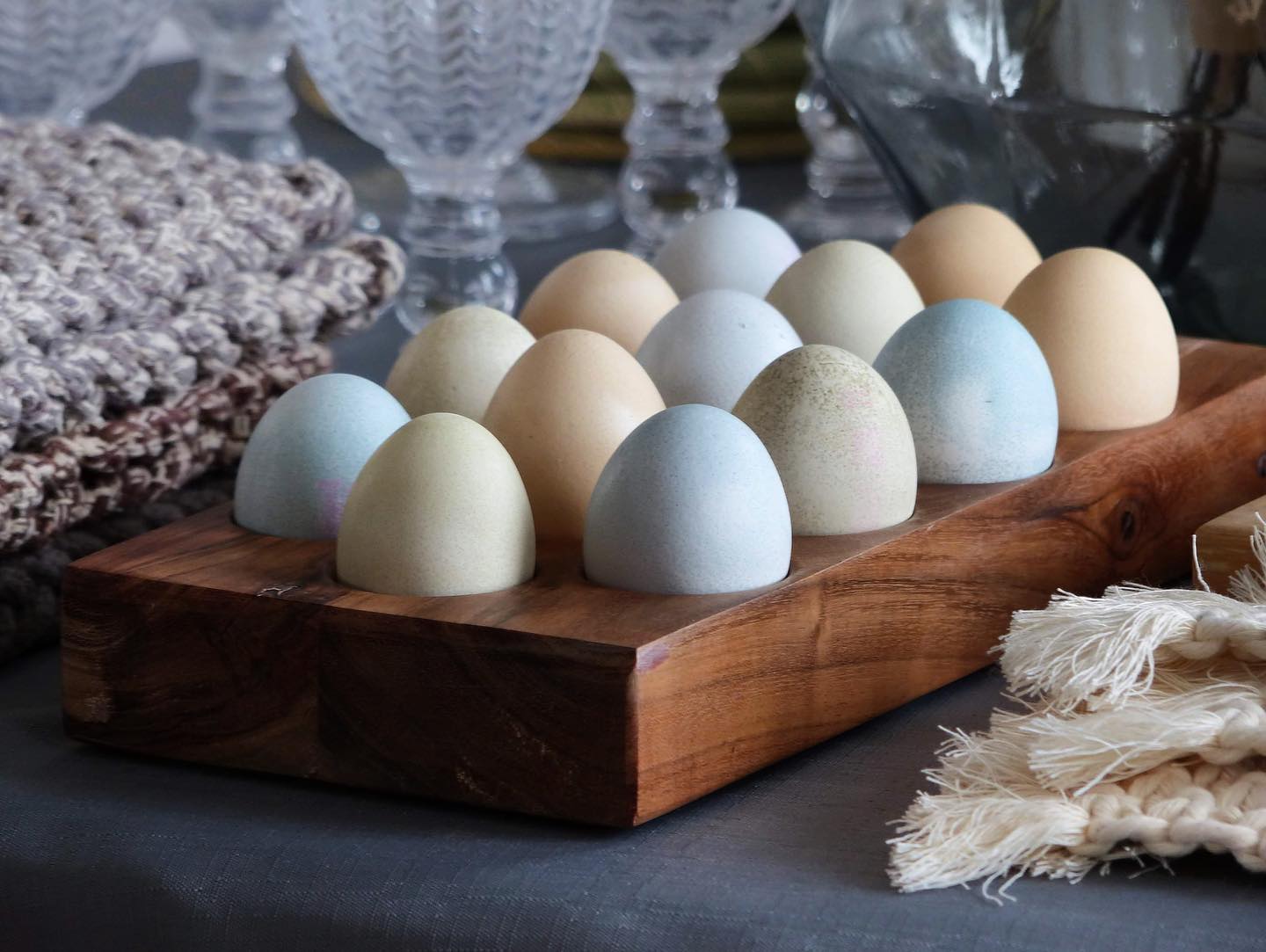 Plateau à oeufs en bois d'acacia