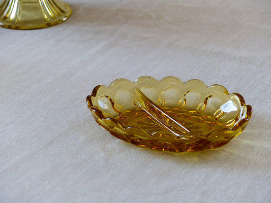 Plat à condiment ovale, ambré, de INDIANA GLASS