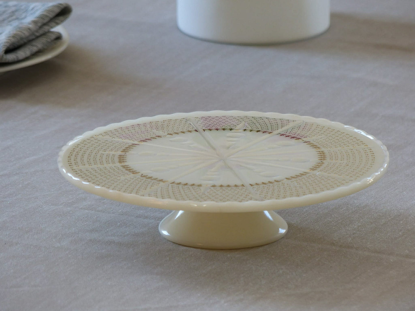 Présentoir à gâteau ANCHOR HOCKING en verre de lait